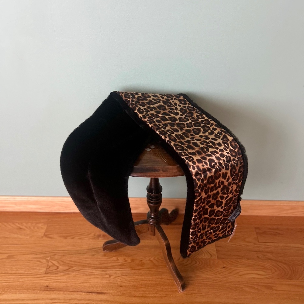 Cheetah print and black fur scarf